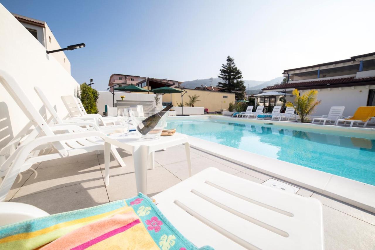 Villa Concettina Capo dʼOrlando エクステリア 写真
